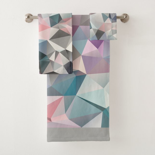 polygonal, triangles bath towel set (Insitu)