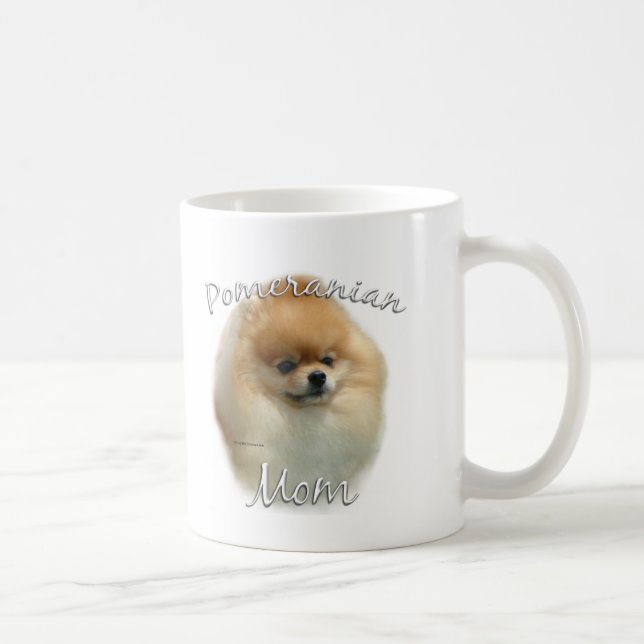 Pomeranian Mom 2 Coffee Mug (Right)