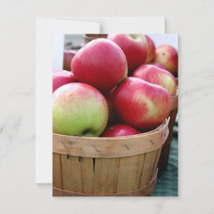 Pommes fraîches dans le panier Dîner Carte de répo
