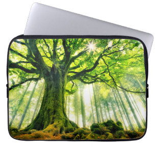 Ponthus' Beech Laptop Sleeve