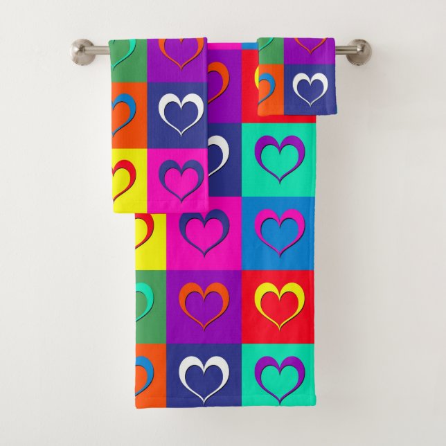 Pop art hearts bath towel set (Insitu)