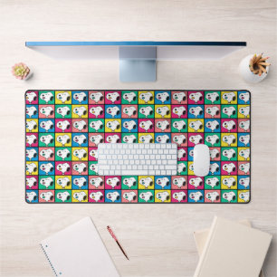 Pop Art Snoopy Lips   Mod for You Pattern Desk Mat