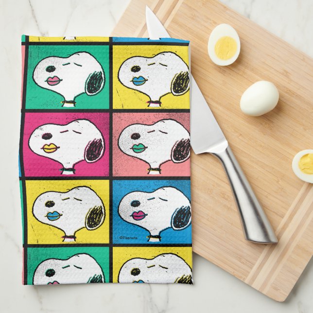 Pop Art Snoopy Lips | Mod for You Pattern Kitchen Towel (Quarter Fold)