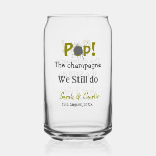 Pop le champagne nous faisons encore or gris coupl