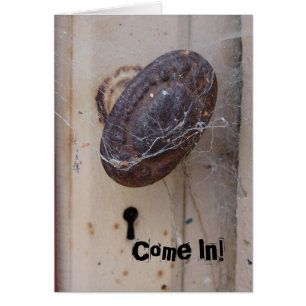 Porte abandonnée, entrez ! Invitation