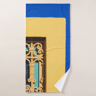 PORTE BROWN EN BOIS AVEC LEVER DE PORTE EN COULEUR