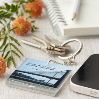 Porte - clé de la Paix contre la Guerre