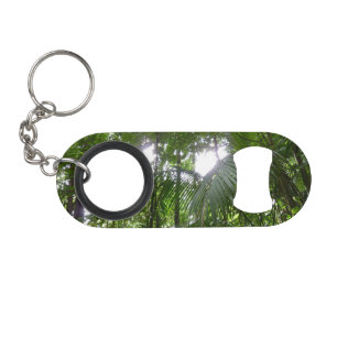 Porte-clé Décapsuleur Lumière du soleil à travers la canopée de la forêt