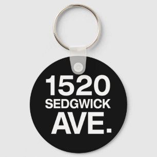 PORTE-CLÉS 1520 SEDGWICK AVE.