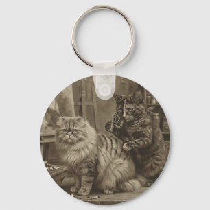 Porte-clés Artiste de tatouage de chat sépia vintage – Victor