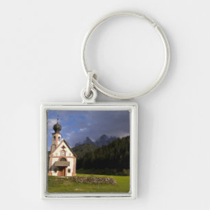 Porte-clés Belle église isolée et solitaire appelée Rainui