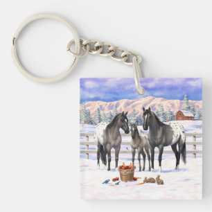 Porte-clés Chevaux Grulla Grey Appaloosa Sur Une Ferme À Neig