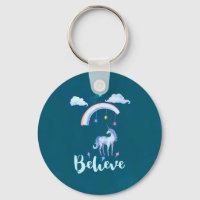 Croyez avec une licorne aquarelle sous un arc-en-c