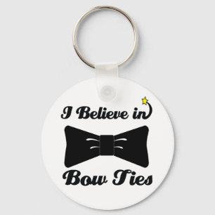 Porte-clés je crois en arc cravate