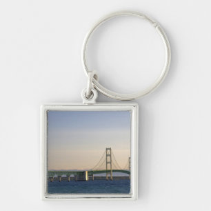 Porte-clés Le pont Mackinac enjambant les détroits de 3