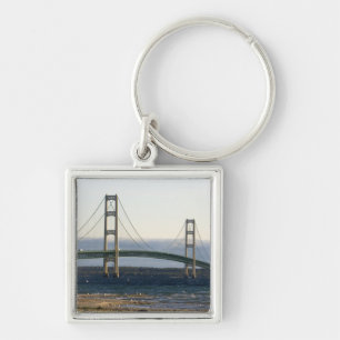 Porte-clés Le pont Mackinac enjambant les détroits de 4
