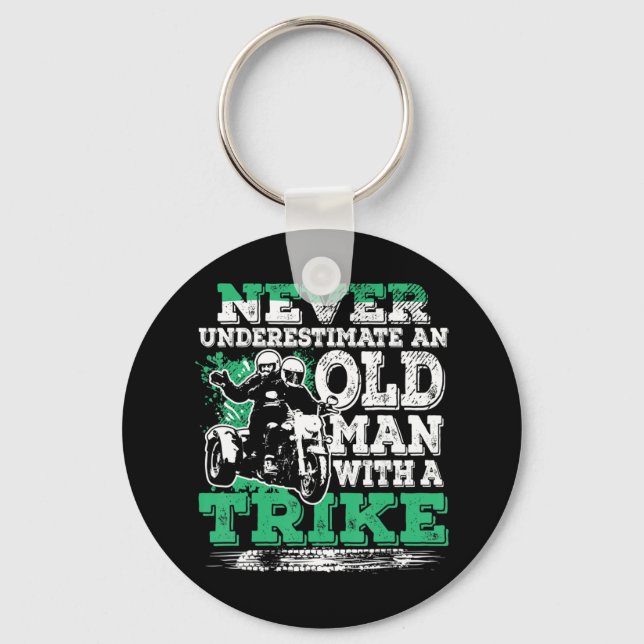 Porte-clés Les Hommes Ne Sous-Estiment Jamais Un Vieux Homme  (Recto)