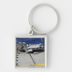 Porte-clés Les marines montent à bord d'un hélicoptère de