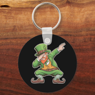 Porte-clés Lutin de la Saint-Patrick faisant le Dab en vert