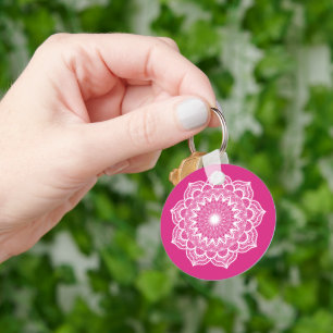 Porte-clés Mandala blanc sur fond rose