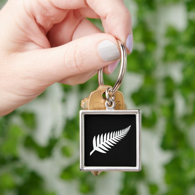 Porte-clés Nouvelle-Zélande Silver Fern (main)