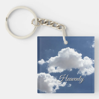 Porte-clés Nuages Célestes dans un Ciel Bleu