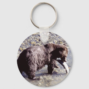 Porte-clés Ours gris mangeant un saumon