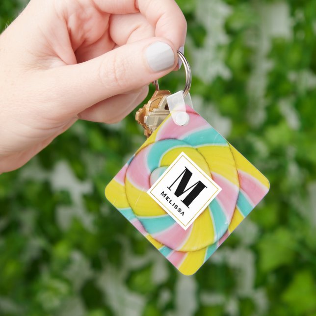 Porte-clés Pastel Rainbow Spiral Candy Photo Monogramme (main)