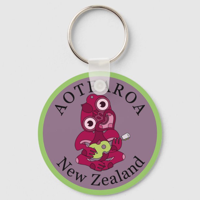 Porte-clés Pink Hei Tiki jouant ukelele (Recto)