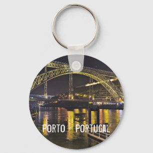 Porte-clés Porto - Portugal. Scène De Nuit Près De La Rivi