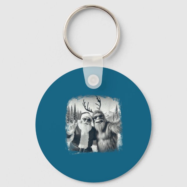 Porte-clés Sasquatch 67 Christmas Tree Funny Santa Bigfoot  (Recto)