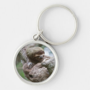 Porte-clés Sloth Baby avec mère pendre d'un arbre
