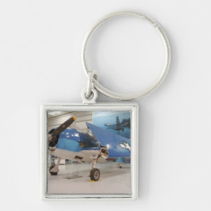 Porte-clés Un avion de chasse F-6F Hellcat de la Seconde Guer