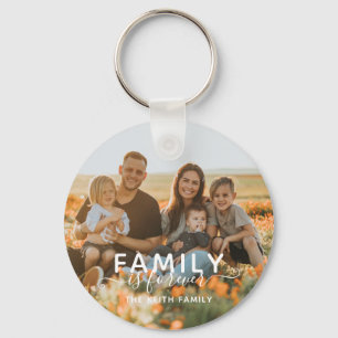 Porte-clés Une Famille Moderne Et Branchée Est Une Photo Pour