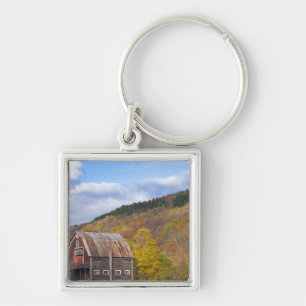 Porte-clés Une grange dans les montagnes vertes du Vermont. H