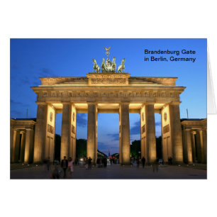 Porte de Brandebourg à Berlin, Allemagne à la nuit