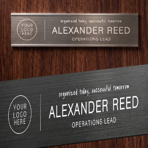 Porte de bureau avec plaques de nom de logo élégan