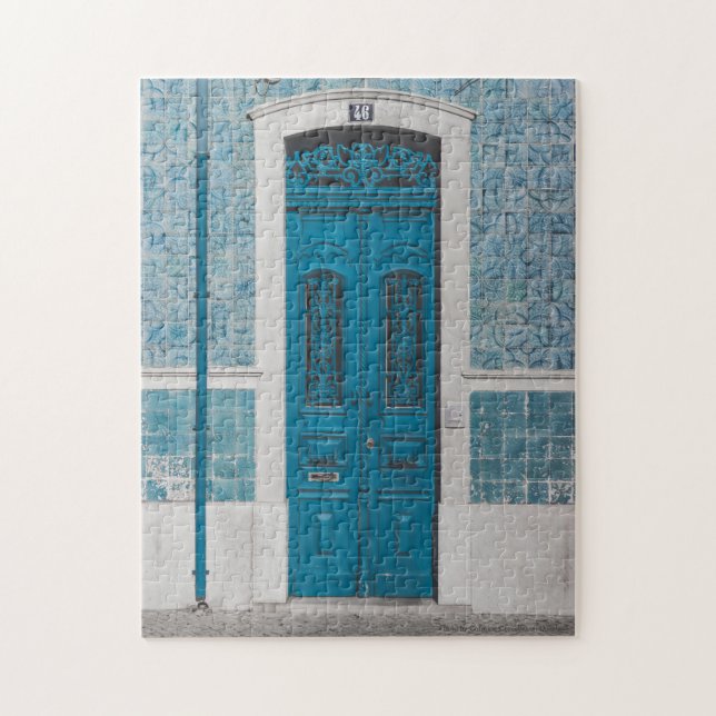 Porte en bois bleu au Portugal Puzzle (Vertical)