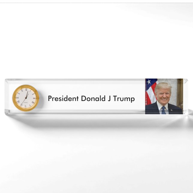 Porte-nom 45 le Président Donald Trump (Devant)