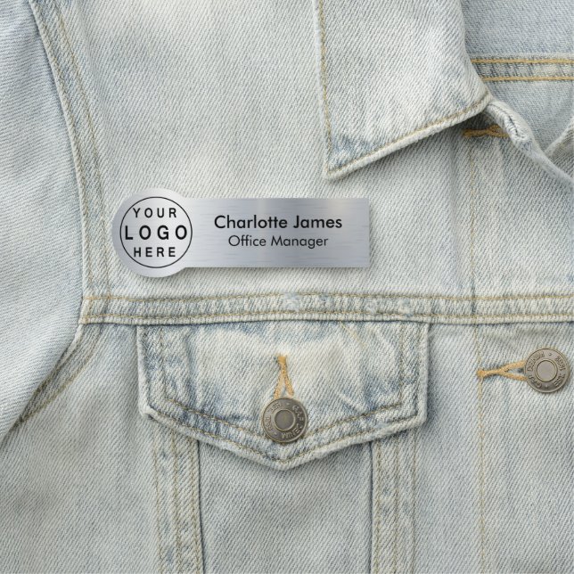 Porte-nom Balise avec logo (En situation)