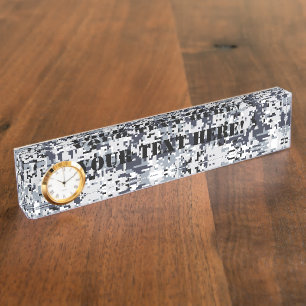 Porte-nom Camouflage numérique en argent de style urbain