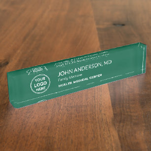 Porte-nom Clinique de soins médicaux Logo personnalisé vert