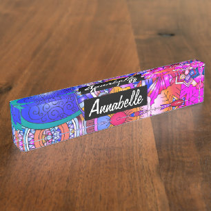 Porte-nom Cœurs et fleurs colorés abstraits personnalisés