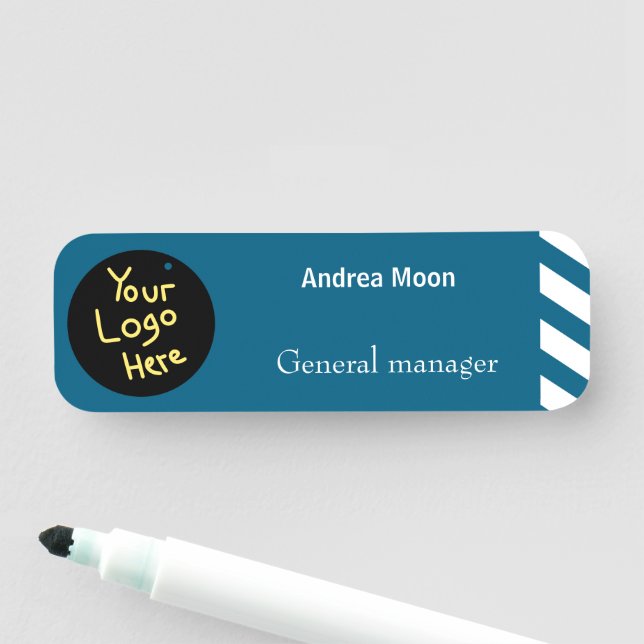 Porte-nom Custom logo (En situation)