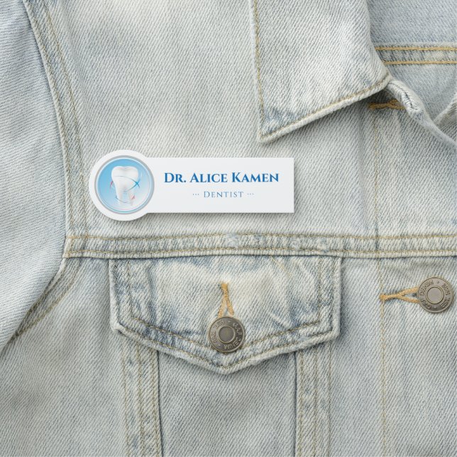 Porte-nom Dentiste | Logo moderne des dents (En situation)
