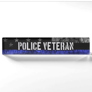 Porte-nom Drapeau de police vétéran en détresse