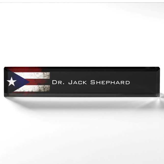 Porte-nom Drapeau grunge noir de Porto Rico (Devant)