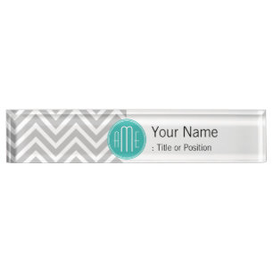 Porte-nom Élégant chevron gris moderne et monogramme menthe