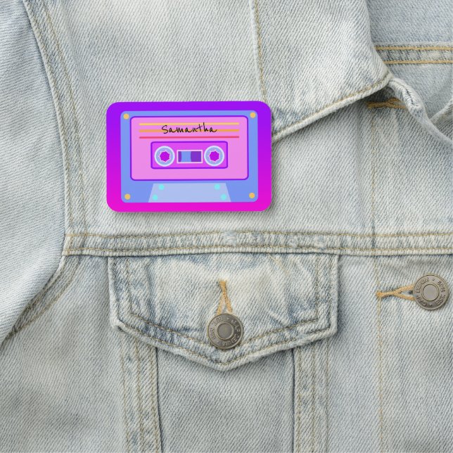 Porte-nom Fun Hot rose y2k 90s cassette Vaporwave Pin