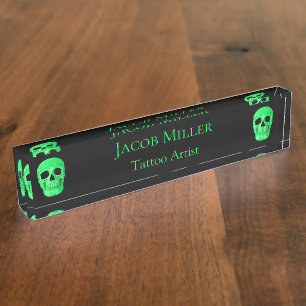 Porte-nom Gothique Crâne visage Neon vert Tattoo Shop noir